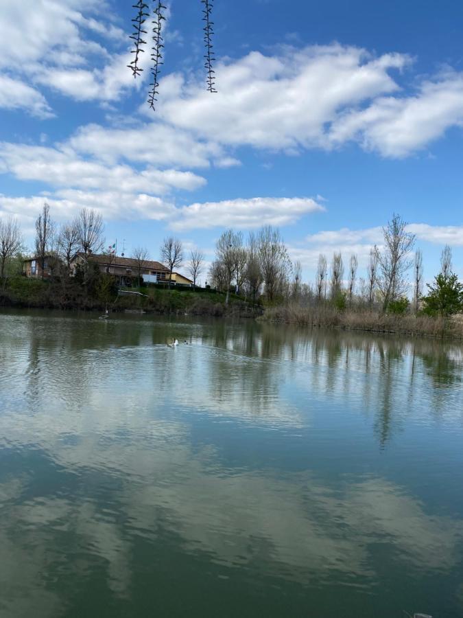 B&B Nido Sui Laghi San Donnino della Nizzola Экстерьер фото