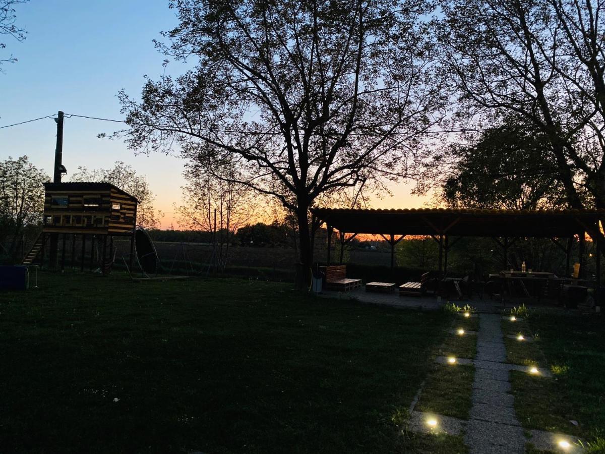 B&B Nido Sui Laghi San Donnino della Nizzola Экстерьер фото